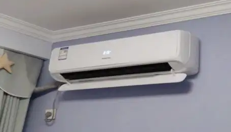 空調(diào)內(nèi)機(jī)漏水的原因有很多該如何解決呢?
